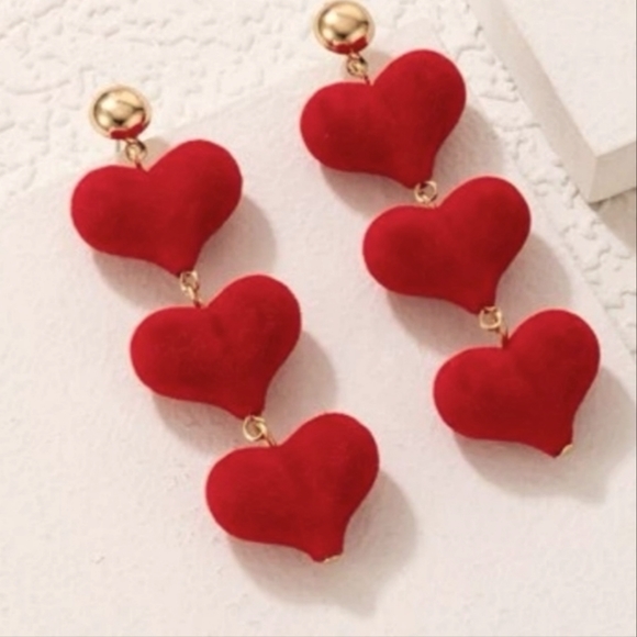 BRAND NEW Red Hearts Drop Earrings LAST PAIR! - Picture 2 of 4